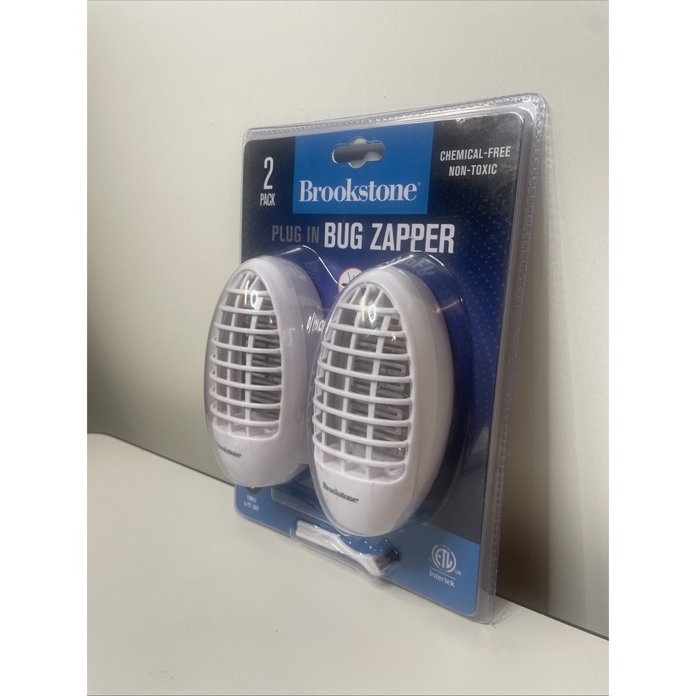 Brookstone Plug In Bug Zapper - Picture 4 of 4